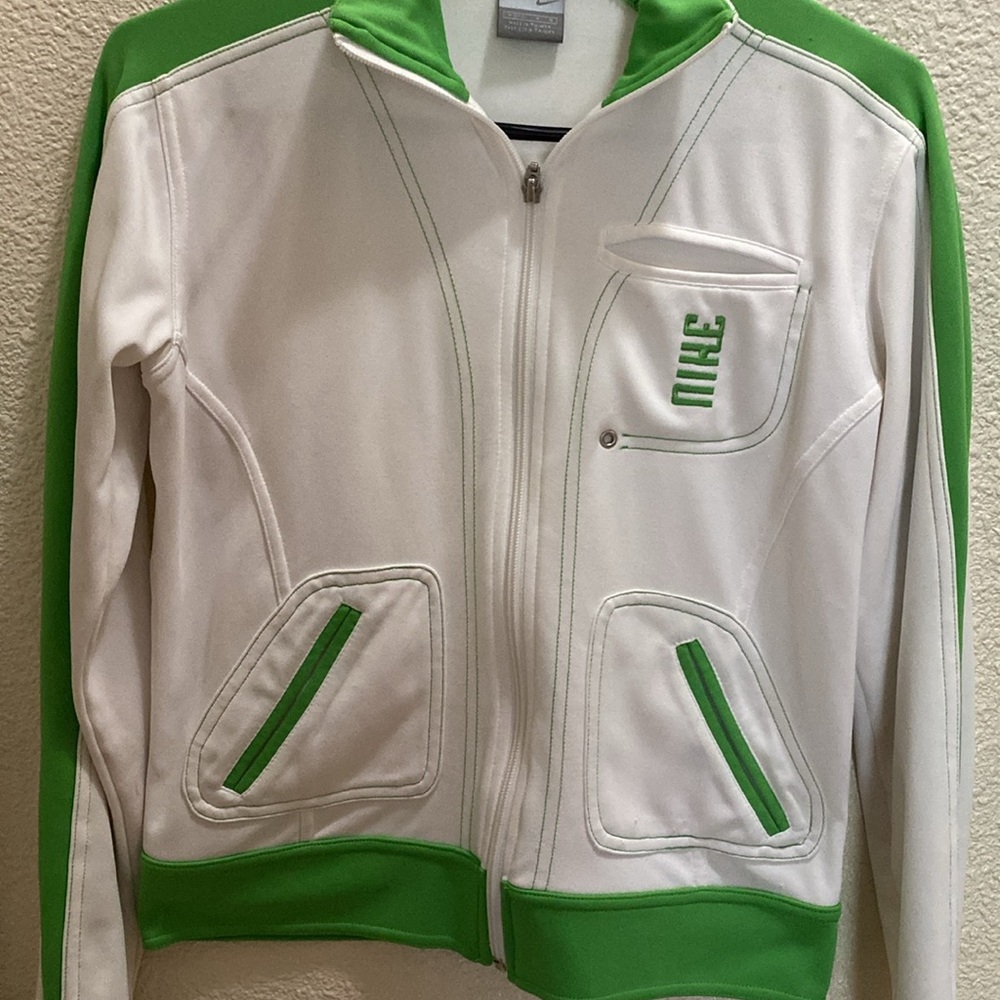Nike Jacket Size Medium - image 3